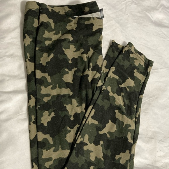 Camo leggings L-2X - Picture 1 of 2